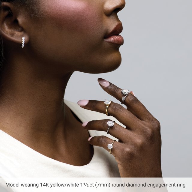 round-solitaire-engagement-ring-mounting