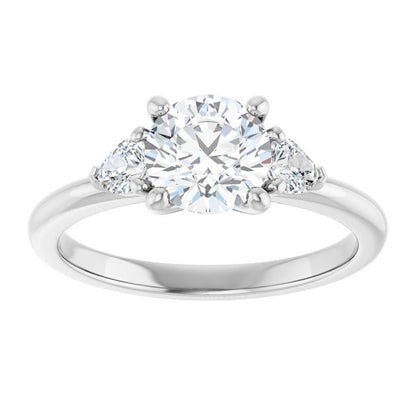 round-engagement-ring-mounting