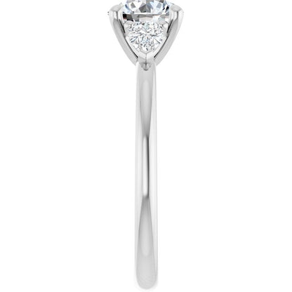 round-engagement-ring-mounting