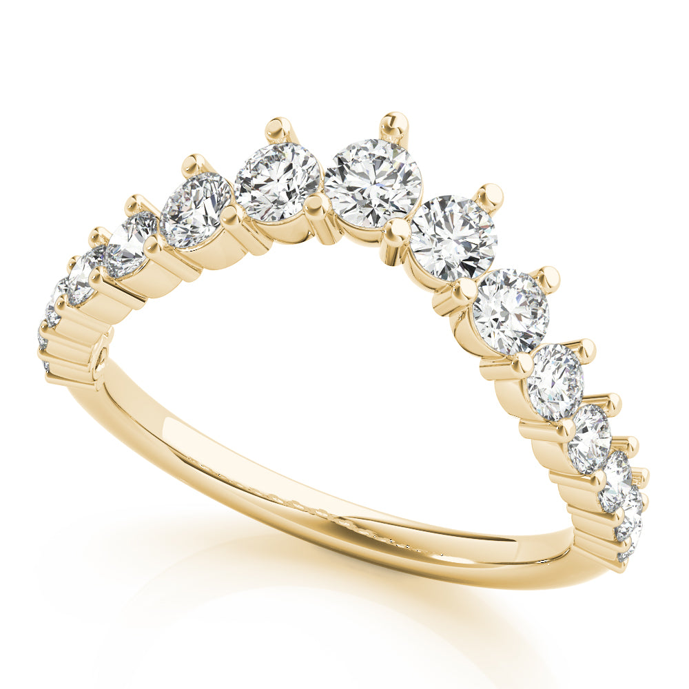 chevron graduated diamond band